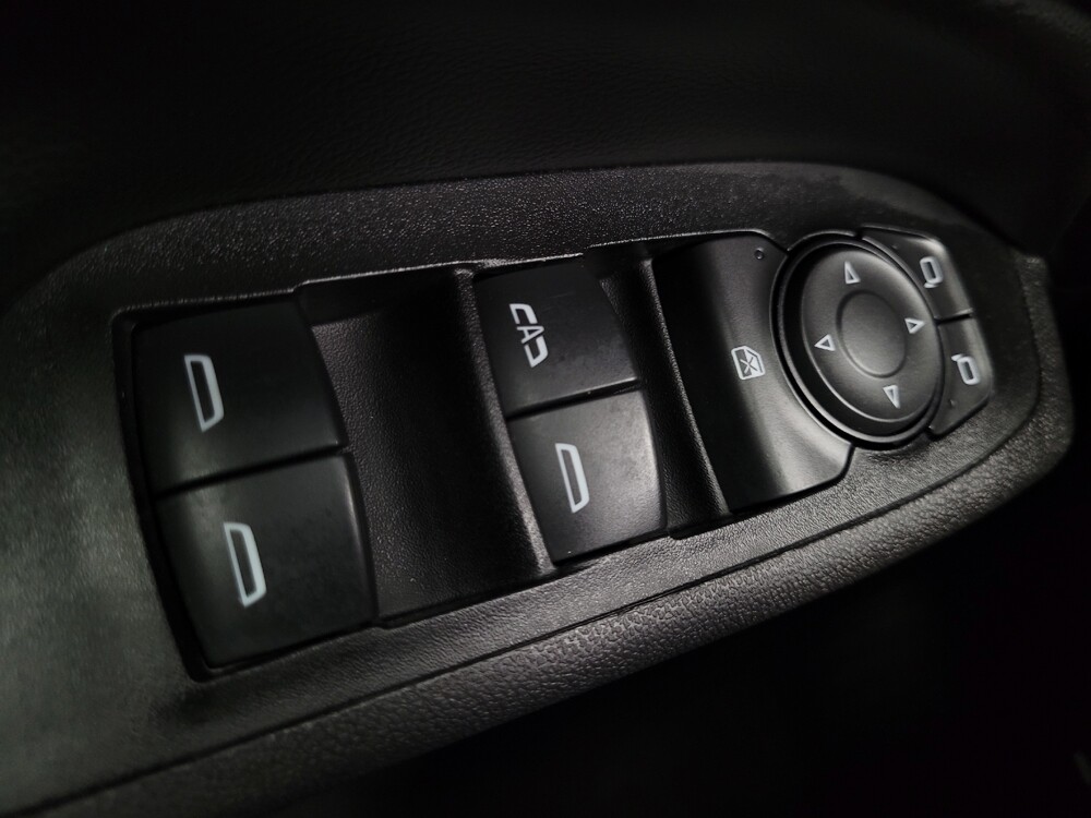 2019 Chevrolet Equinox in Las Vegas, NV 89104 - 18092400 27