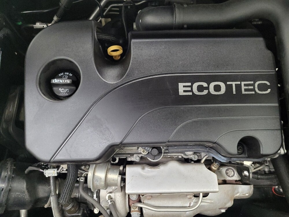 2019 Chevrolet Equinox in Las Vegas, NV 89104 - 18092400 30