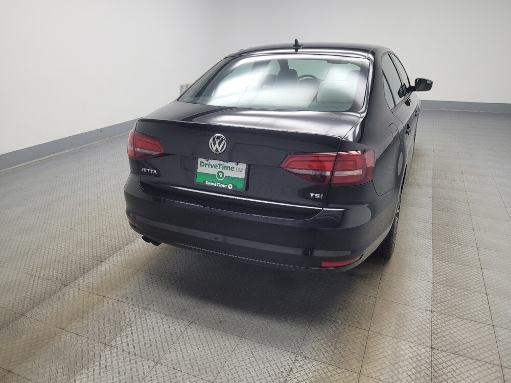 2016 Volkswagen Jetta in Indianapolis, IN 46219 - 18092402 7