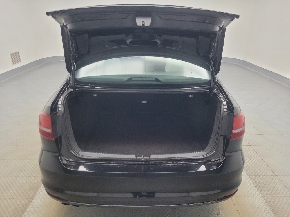 2016 Volkswagen Jetta in Indianapolis, IN 46219 - 18092402 29