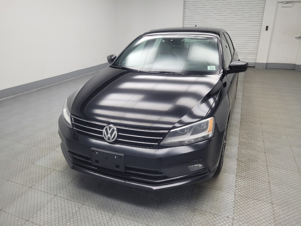 2016 Volkswagen Jetta in Indianapolis, IN 46219 - 18092402 15