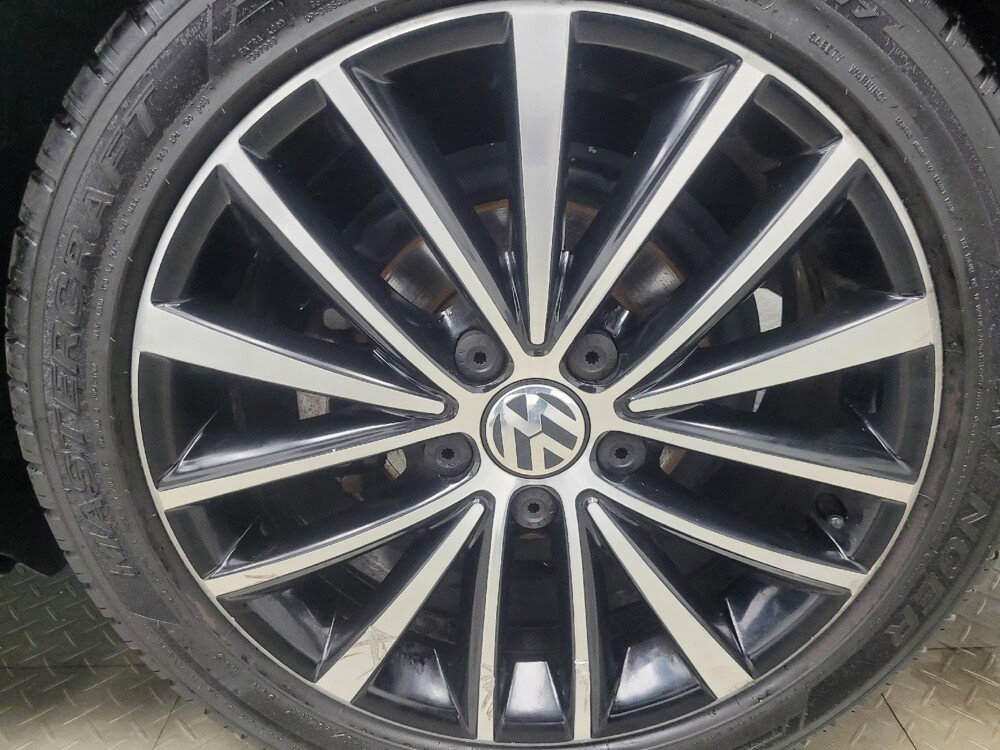 2016 Volkswagen Jetta in Indianapolis, IN 46219 - 18092402 31