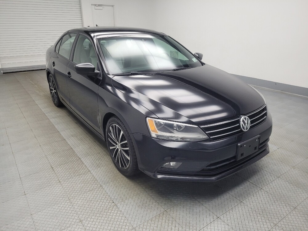 2016 Volkswagen Jetta in Indianapolis, IN 46219 - 18092402 13