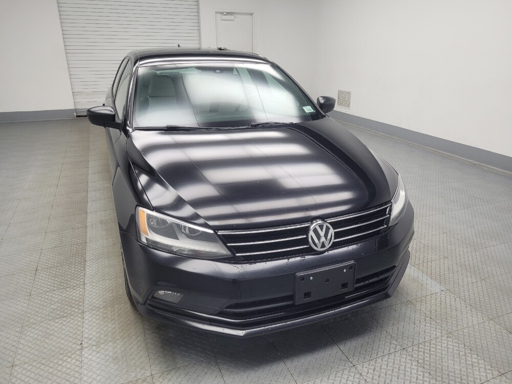 2016 Volkswagen Jetta in Indianapolis, IN 46219 - 18092402 14
