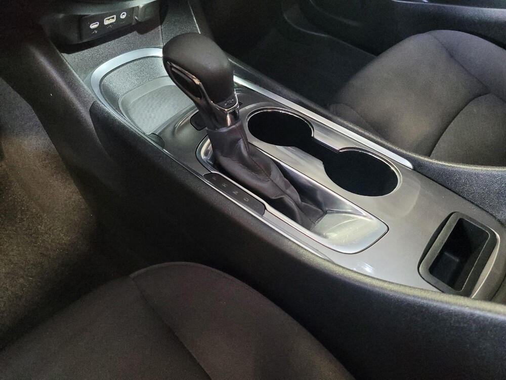 2021 Chevrolet Malibu in Mobile, AL 36606 - 18092406 26