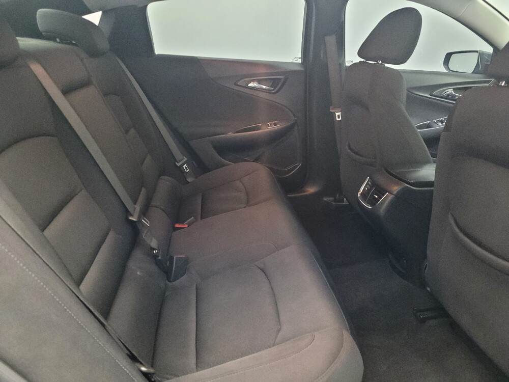 2021 Chevrolet Malibu in Mobile, AL 36606 - 18092406 19