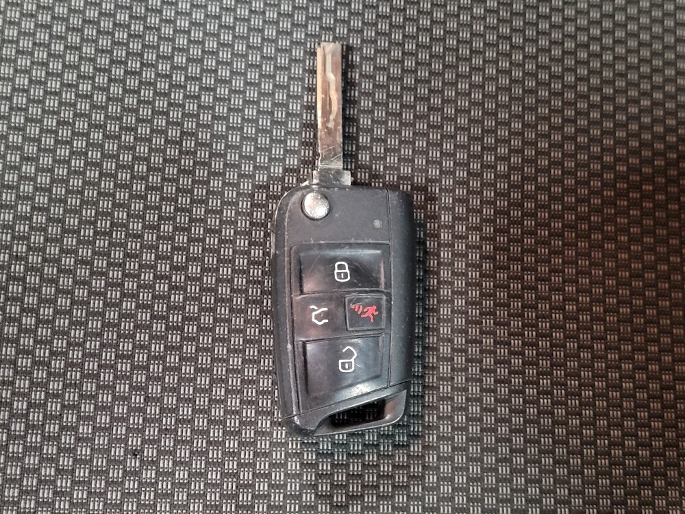 2019 Volkswagen Jetta in Hialeah, FL 33014 - 18092412 32