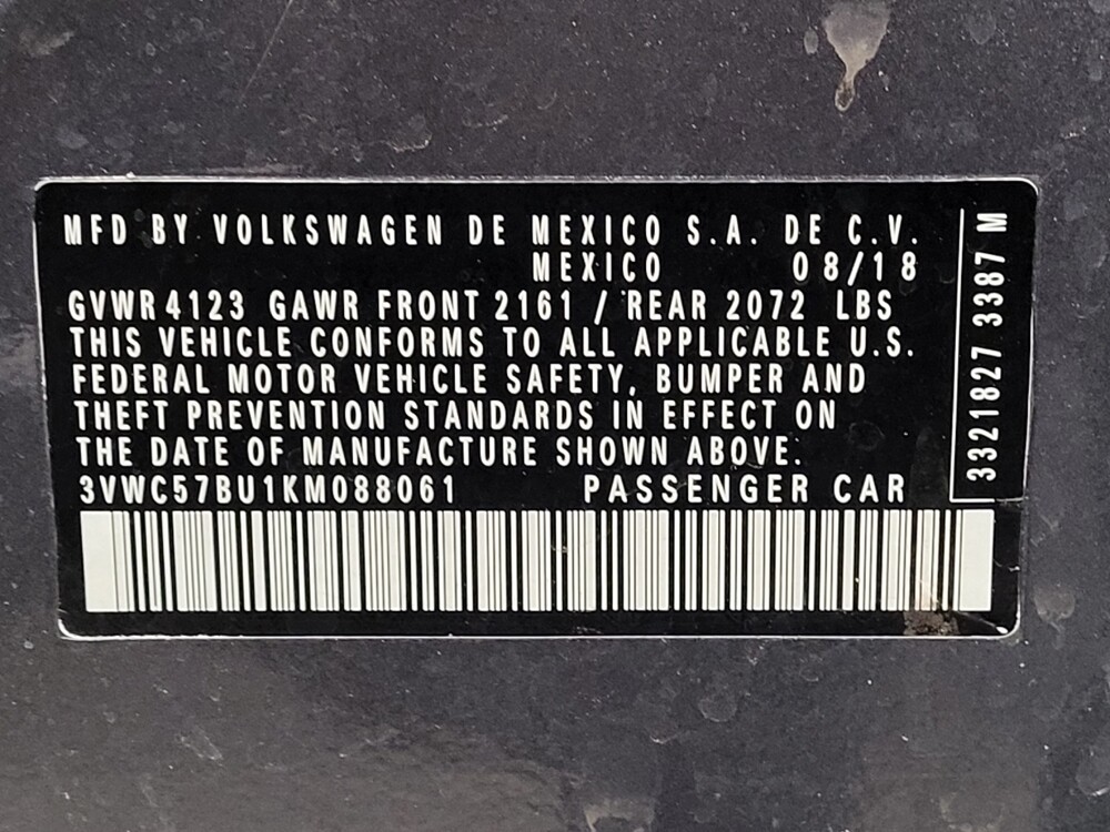 2019 Volkswagen Jetta in Hialeah, FL 33014 - 18092412 33