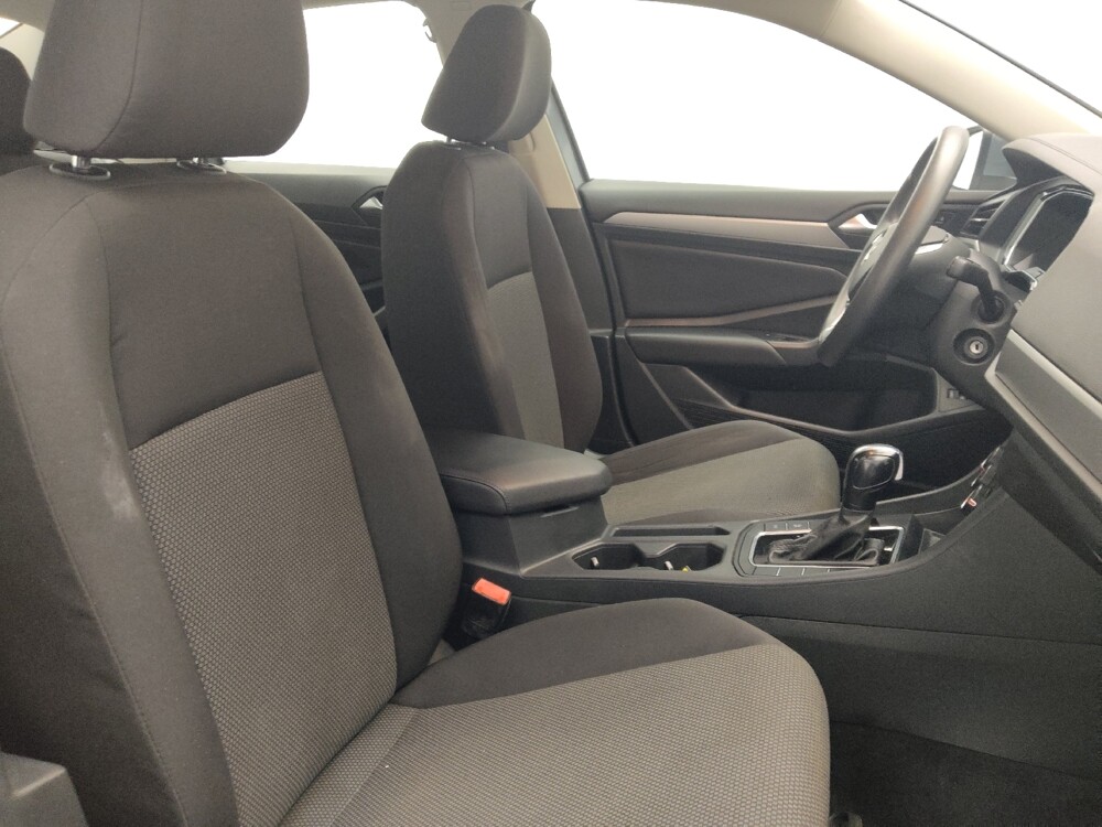 2019 Volkswagen Jetta in Hialeah, FL 33014 - 18092412 21