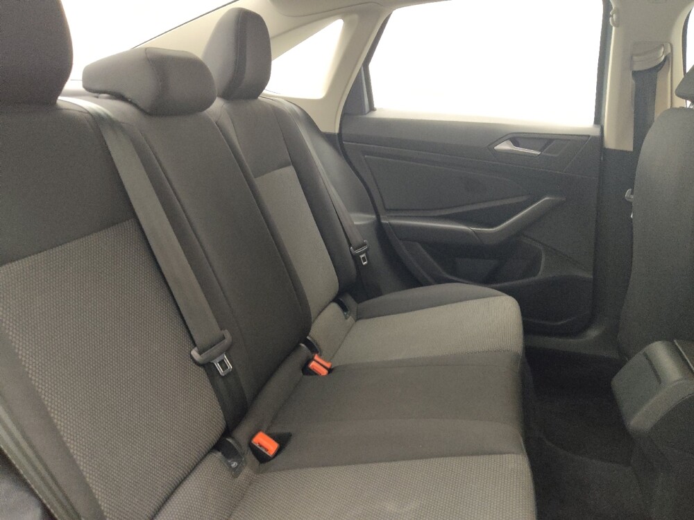 2019 Volkswagen Jetta in Hialeah, FL 33014 - 18092412 19