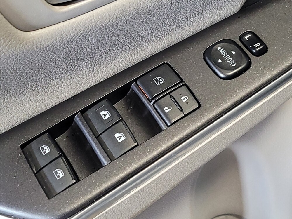 2016 Toyota Camry in Kissimmee, FL 34744 - 18092422 27