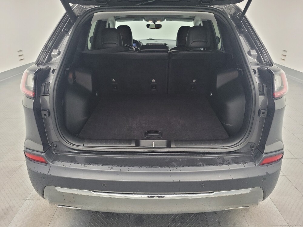 2019 Jeep Cherokee in Memphis, TN 38128 - 18092433 29