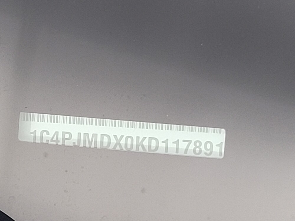 2019 Jeep Cherokee in Memphis, TN 38128 - 18092433 33