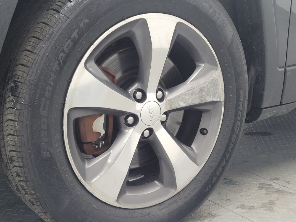 2019 Jeep Cherokee in Memphis, TN 38128 - 18092433 31