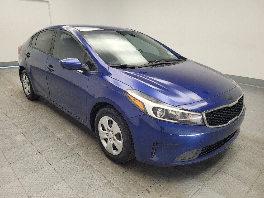 2017 Kia Forte in Huntsville, AL 35816 - 18092436 13