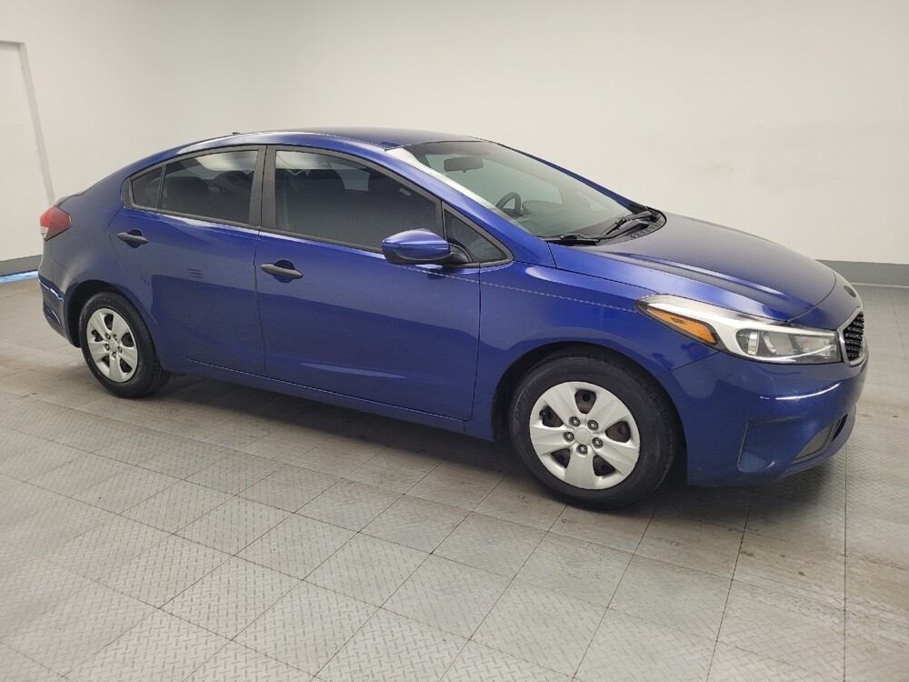 2017 Kia Forte in Huntsville, AL 35816 - 18092436 11