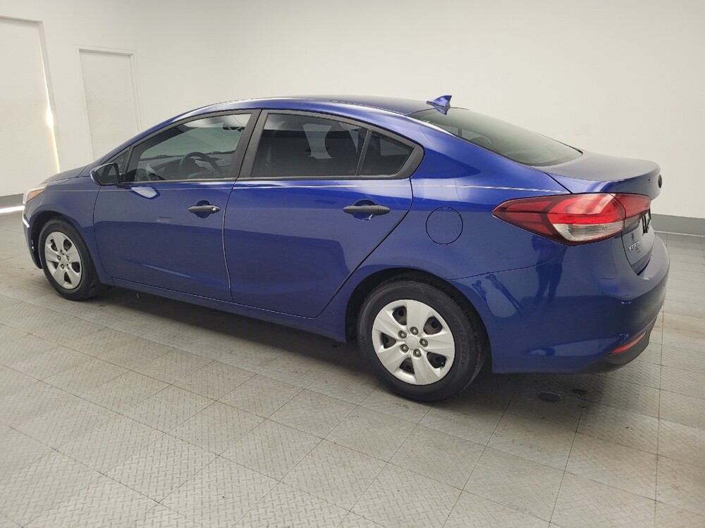 2017 Kia Forte in Huntsville, AL 35816 - 18092436 3