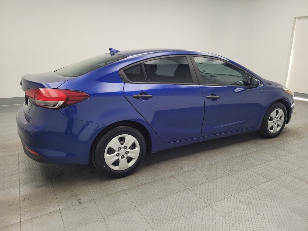 2017 Kia Forte in Huntsville, AL 35816 - 18092436 10