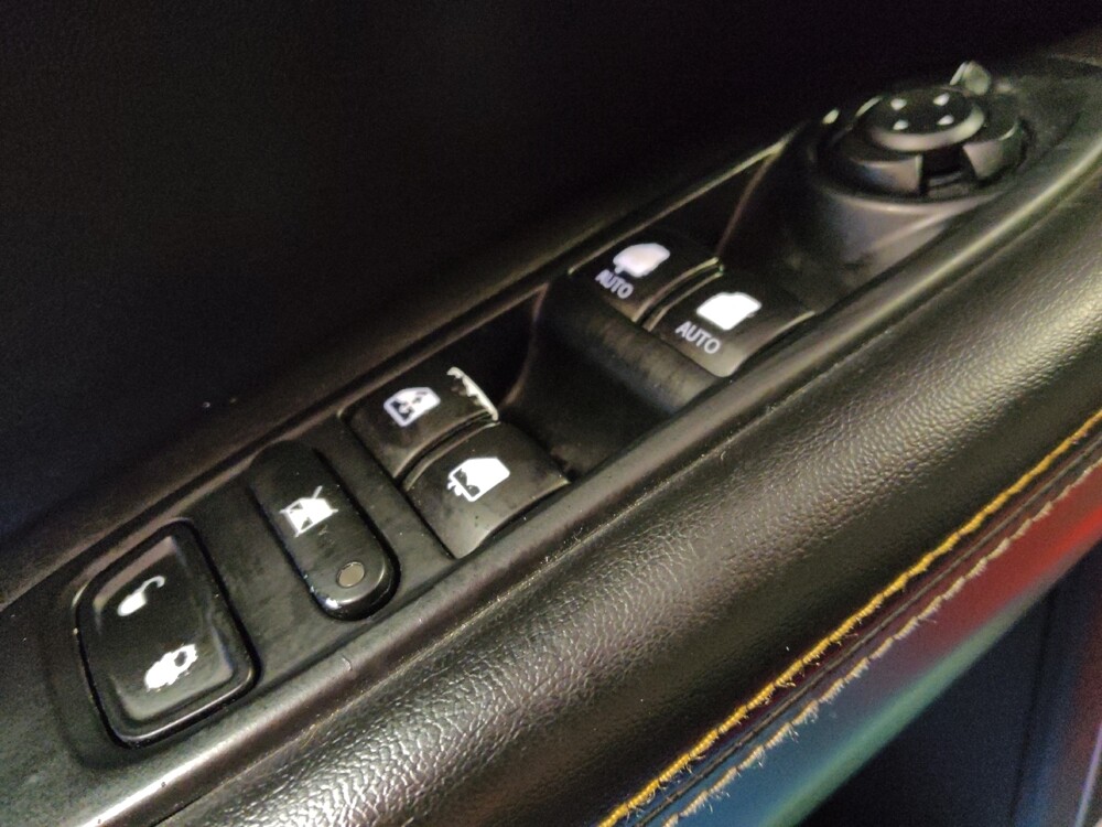 2018 Jeep Compass in Live Oak, TX 78233 - 18092437 27