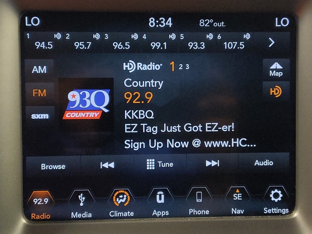 2018 Jeep Compass in Live Oak, TX 78233 - 18092437 25