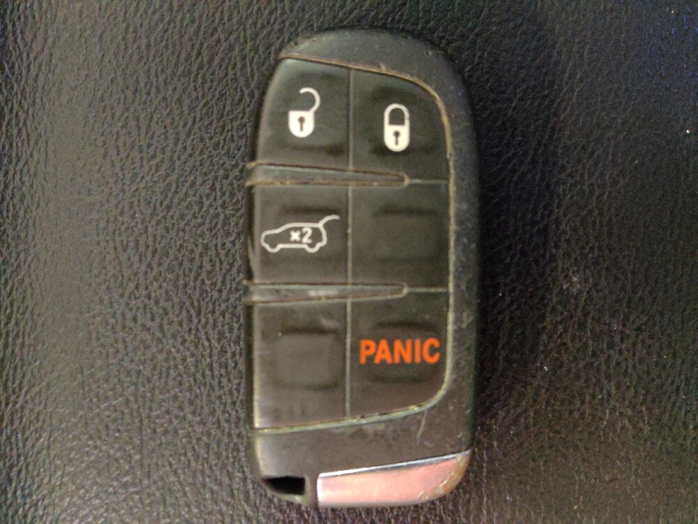 2018 Jeep Compass in Live Oak, TX 78233 - 18092437 32