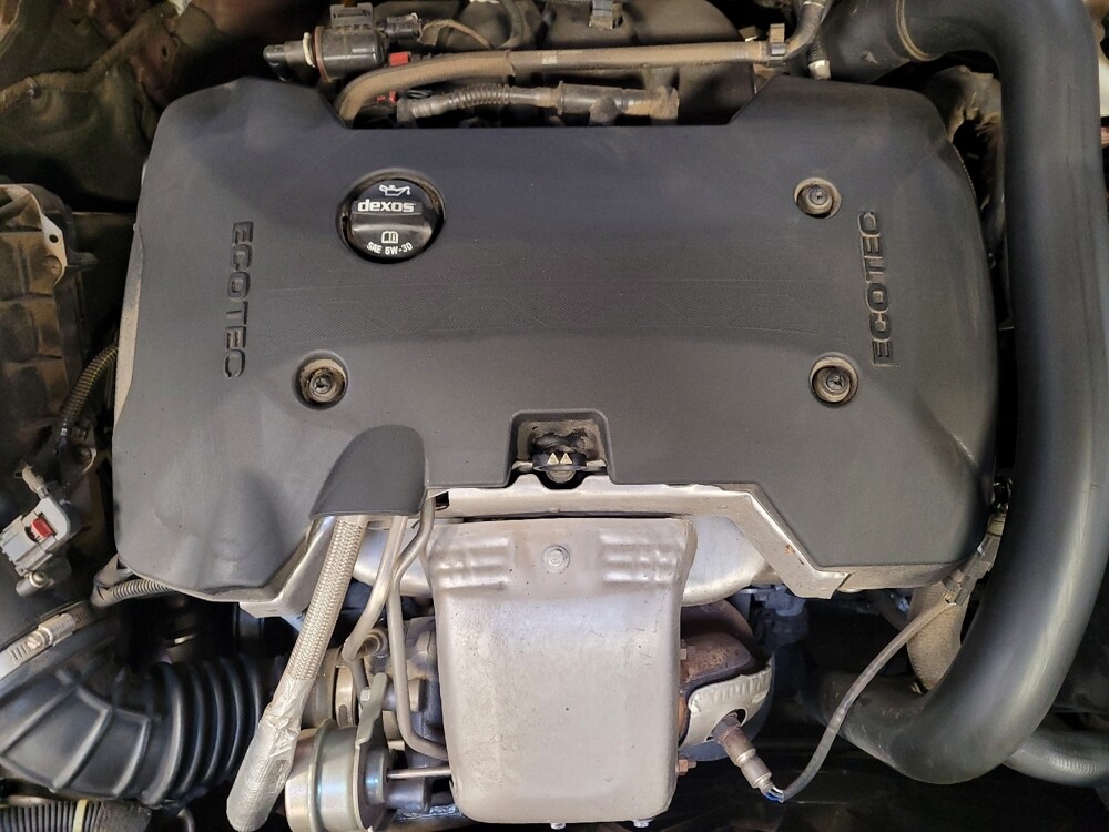 2018 Buick Regal in Fresno, CA 93726 - 18092438 30