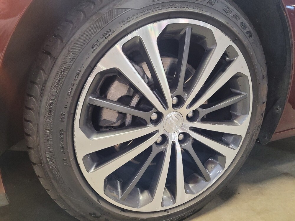 2018 Buick Regal in Fresno, CA 93726 - 18092438 31