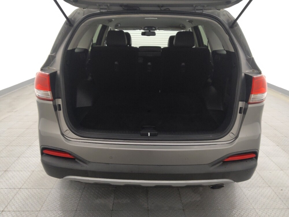 2017 Kia Sorento in Houston, TX 77060 - 18092440 29