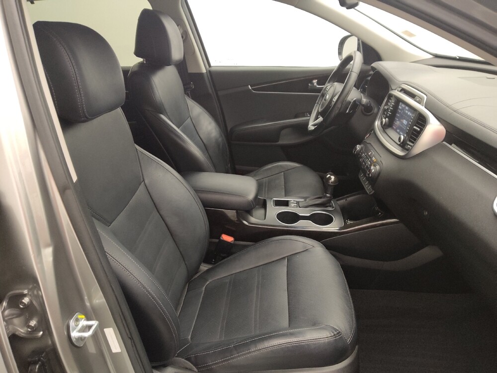 2017 Kia Sorento in Houston, TX 77060 - 18092440 21