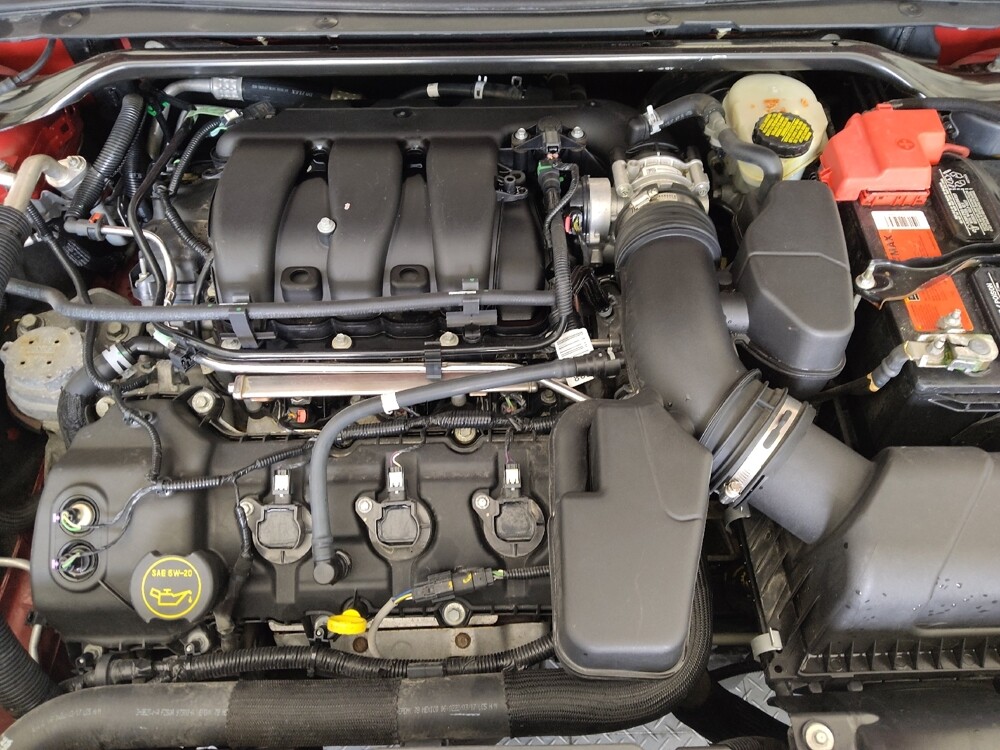 2017 Ford Taurus in Live Oak, TX 78233 - 18092441 30