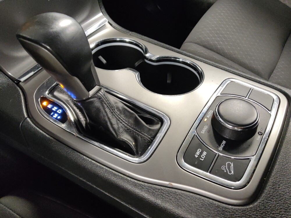 2019 Jeep Grand Cherokee in Houston, TX 77060 - 18092442 26