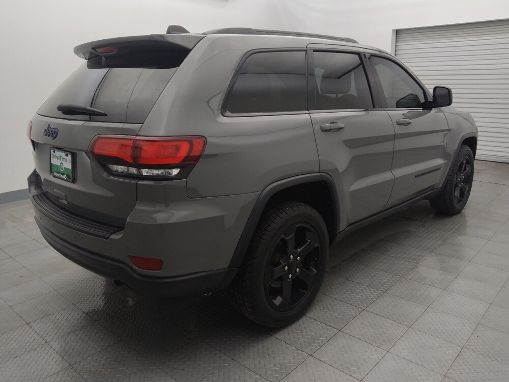 2019 Jeep Grand Cherokee in Houston, TX 77060 - 18092442 9