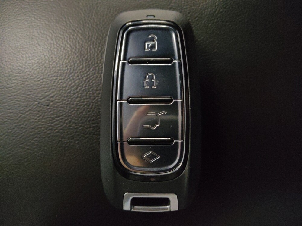 2019 Jeep Grand Cherokee in Houston, TX 77060 - 18092442 32