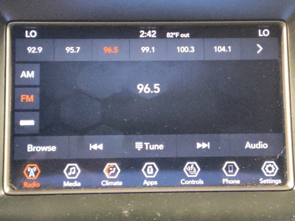 2019 Jeep Grand Cherokee in Houston, TX 77060 - 18092442 25