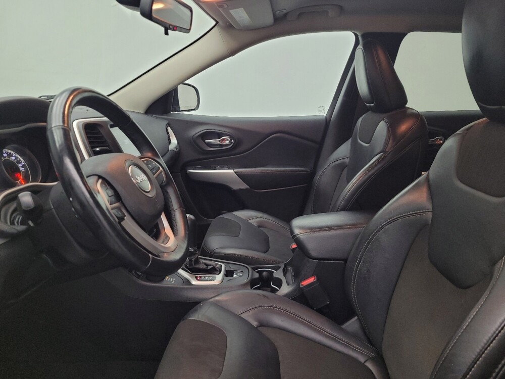 2018 Jeep Cherokee in Louisville, KY 40258 - 18092447 17