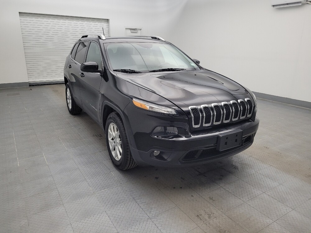 2018 Jeep Cherokee in Louisville, KY 40258 - 18092447 13