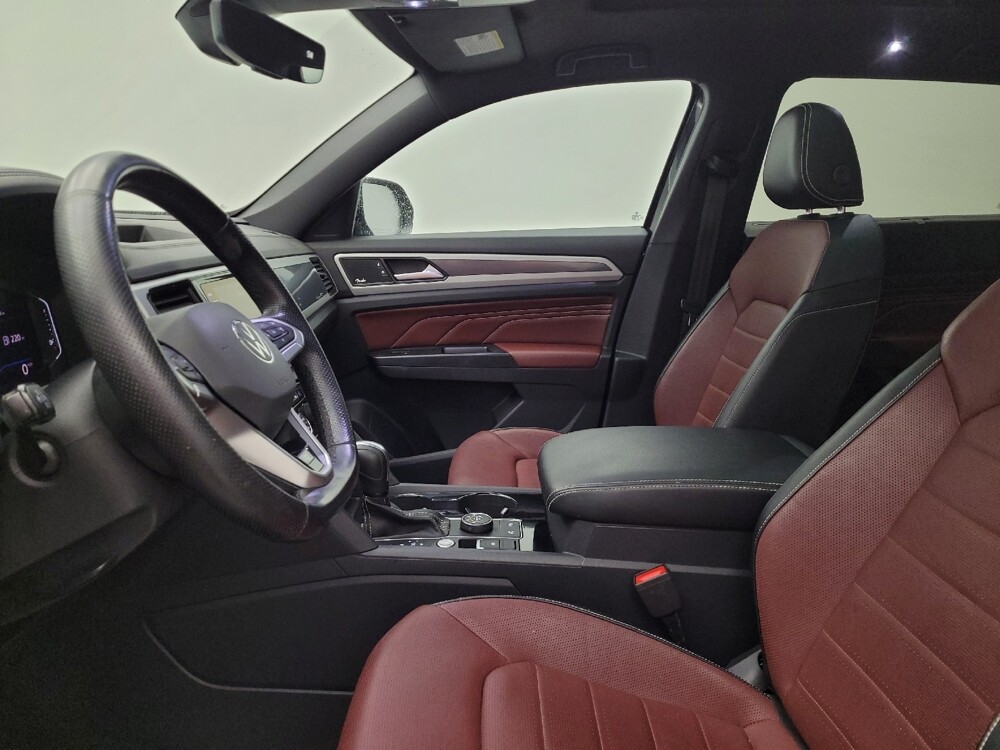 2021 Volkswagen Atlas in Miamisburg, OH 45342 - 18092448 17