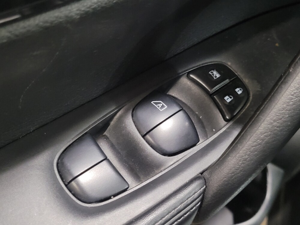 2018 Nissan Rogue in Allentown, PA 18103 - 18092454 27