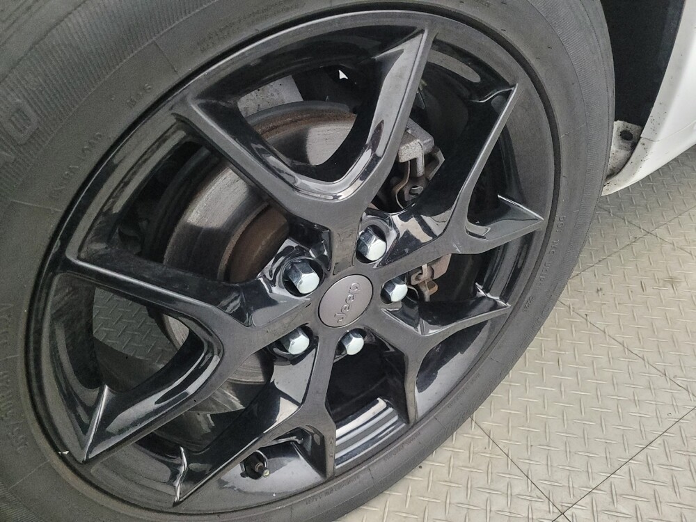 2020 Jeep Grand Cherokee in Allentown, PA 18103 - 18092455 31