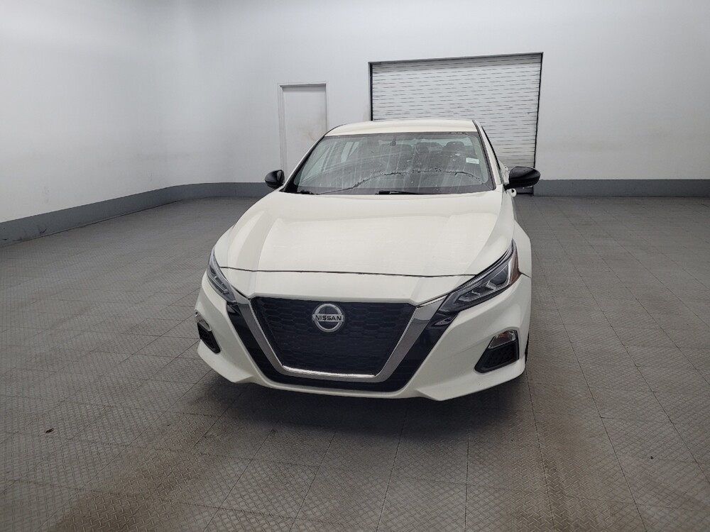 2019 Nissan Altima in Allentown, PA 18103 - 18092458 15