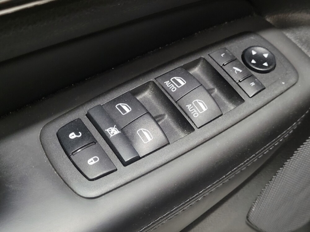 2021 Jeep Grand Cherokee in Pittsburgh, PA 15237 - 18092459 27