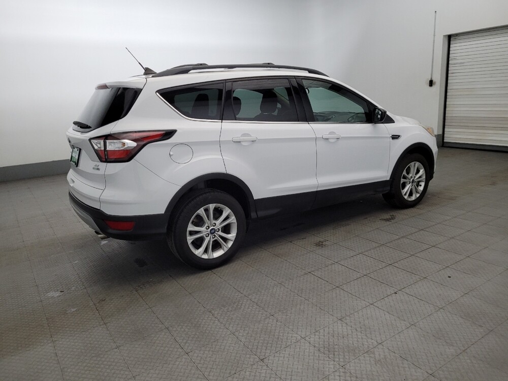 2018 Ford Escape in Allentown, PA 18103 - 18092460 10
