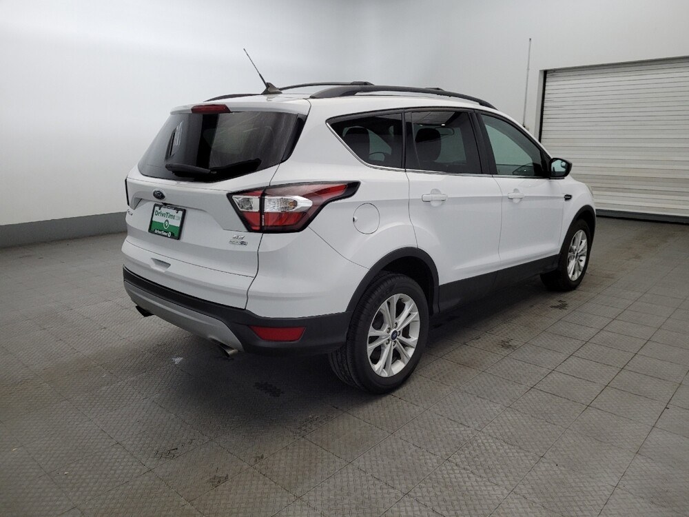 2018 Ford Escape in Allentown, PA 18103 - 18092460 9
