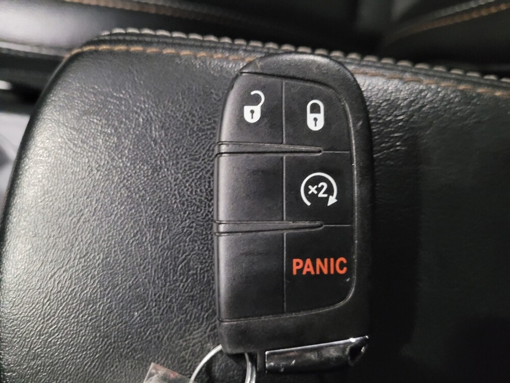 2018 Jeep Compass in Pittsburgh, PA 15237 - 18092465 32