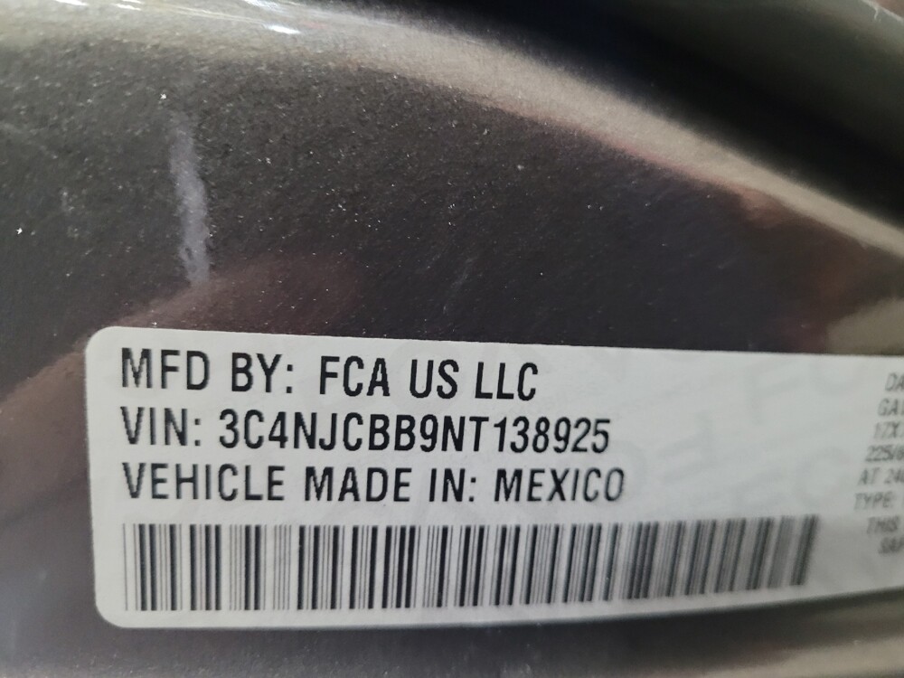 2022 Jeep Compass in Pittsburgh, PA 15237 - 18092466 33