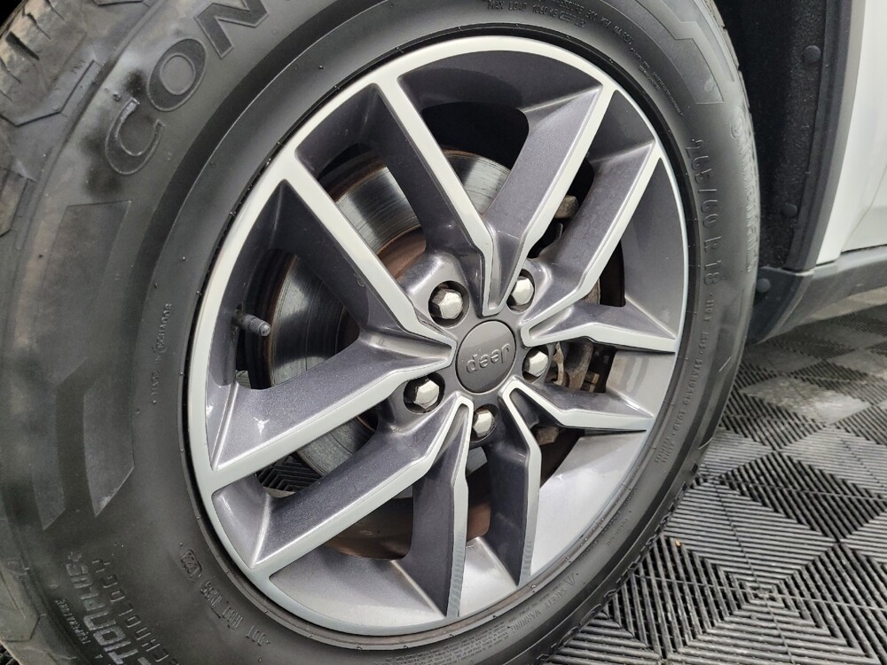 2020 Jeep Grand Cherokee in Pittsburgh, PA 15236 - 18092469 31