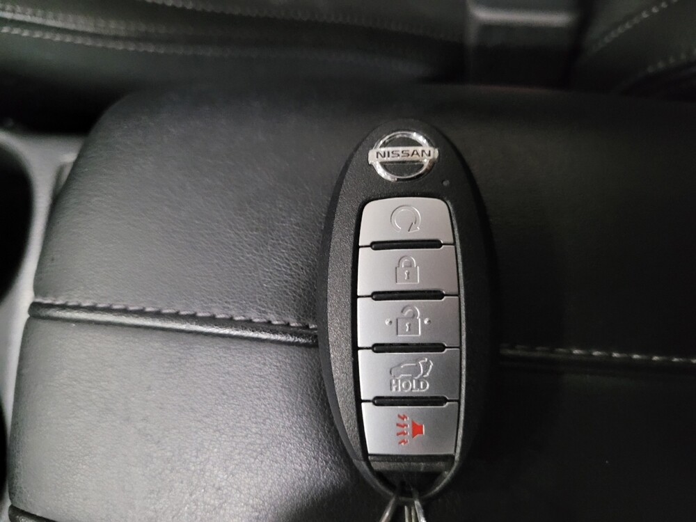 2019 Nissan Rogue in New Castle, DE 19720 - 18092470 32