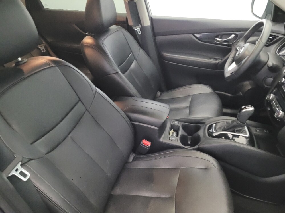 2019 Nissan Rogue in New Castle, DE 19720 - 18092470 21