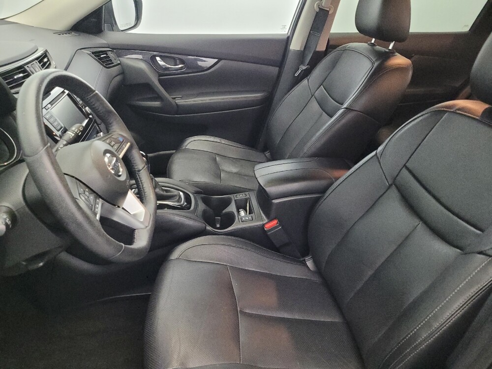 2019 Nissan Rogue in New Castle, DE 19720 - 18092470 17