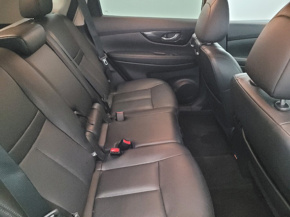 2019 Nissan Rogue in New Castle, DE 19720 - 18092470 19